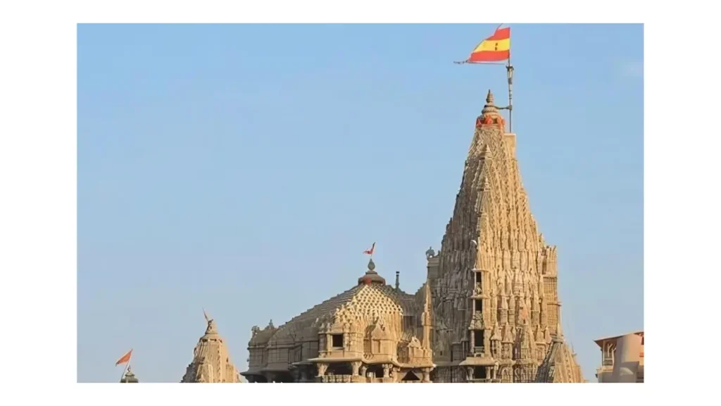 Dwarkadhish Temple, Dwarka (Gujarat)