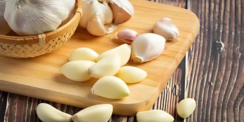 Benefits of garlic: लहसुन खाने से हो सकते हैं यह 7 कमाल के फायदे