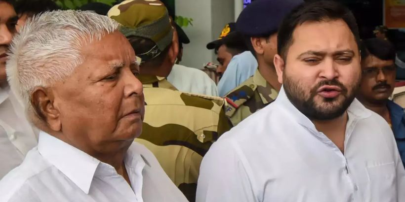 Lalu Yadav : घर की बहू को धक्का देकर निकालने वाले लालू एवं तेजस्वी यादव के मुंह से महिला सम्मान की बात  नहीं लगती अच्छी 