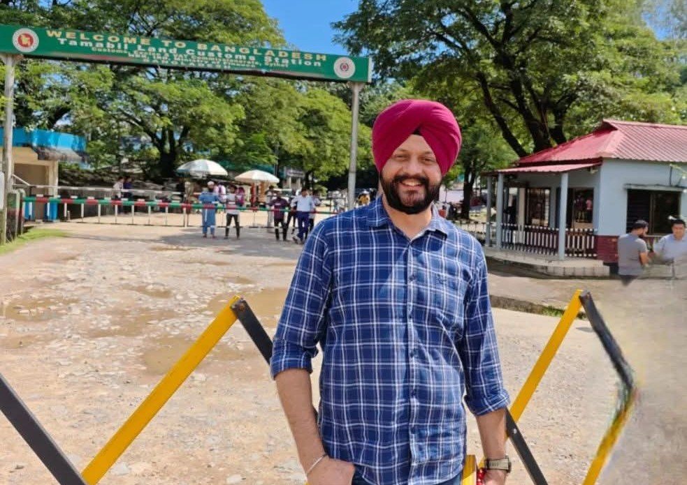 वित्त मंत्रालय में डिप्टी सेकेट्ररी को BMW कार ने मारी टक्कर हुई मौत पत्नी के साथ गुरुद्वारे से बाइक पर थे नवजोत सिंह