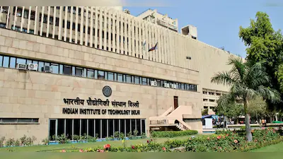 QS World University Rankings 2027 में IIT Delhi बना भारत का शीर्ष संस्थान, वैश्विक स्तर पर लगाई लंबी छलांग